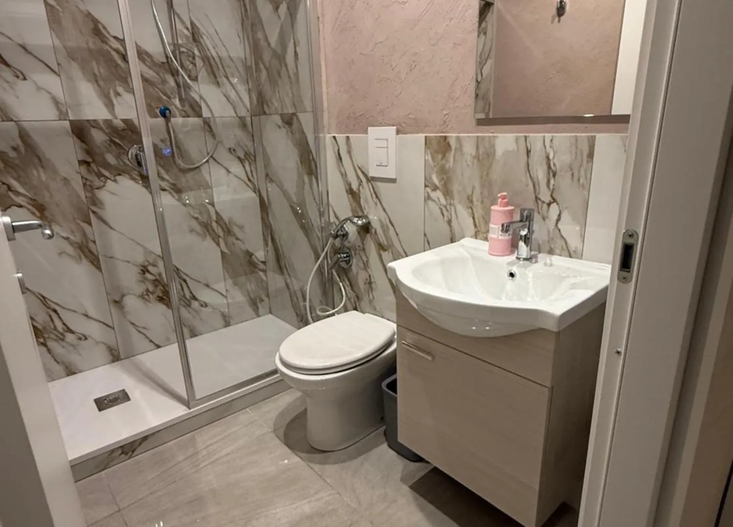 Tre Regine Hotel Naples 0*,  Italy